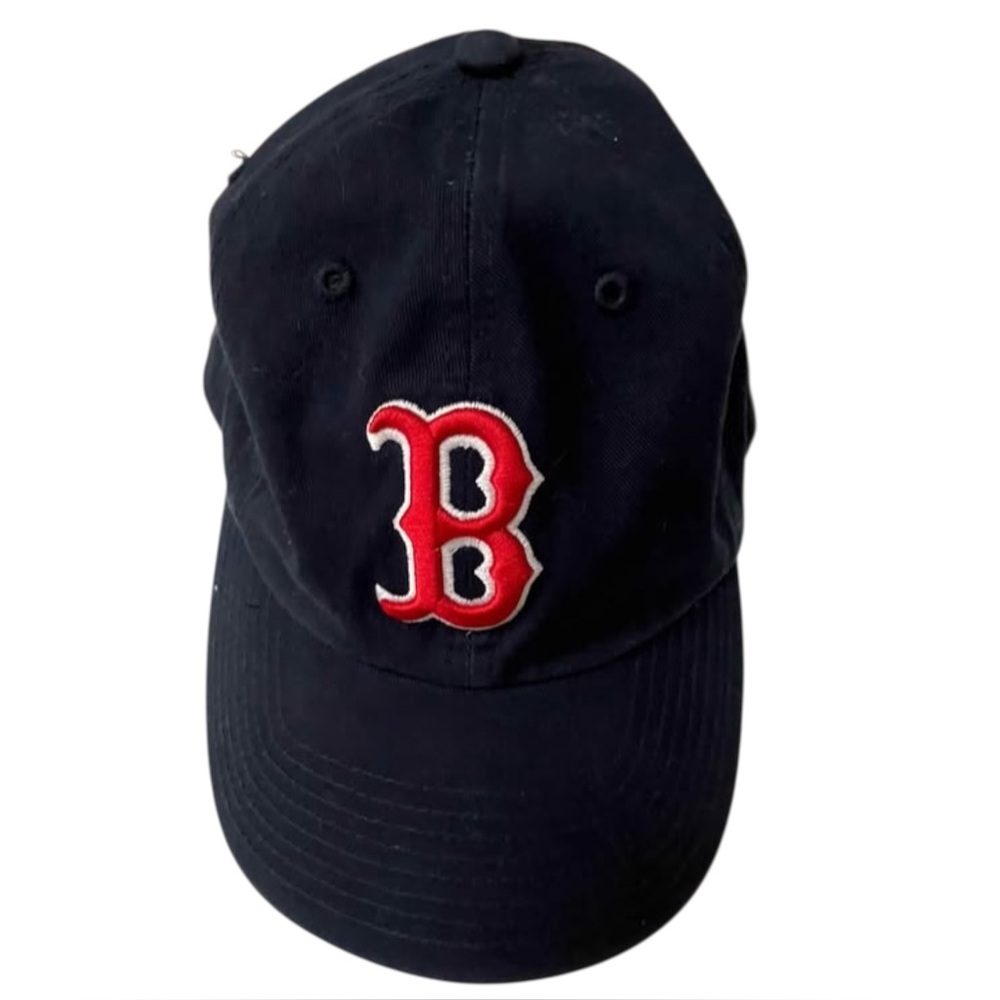 Red Sox women’s baseball cap with adjustable strap